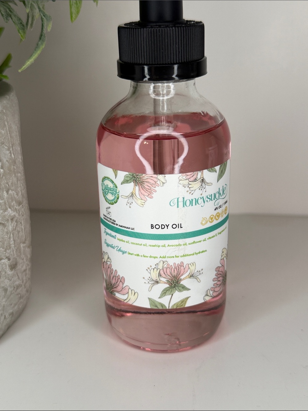 DILLPICKY Honeysuckle Whipped Body Butter, Sugar Scrub & Body Oil - Picture 4 of 4